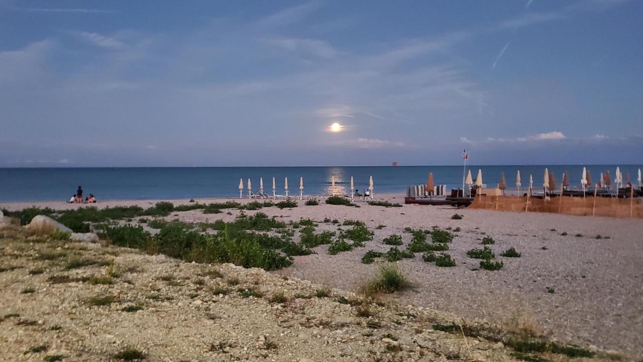 B&B Lido Apartament 10A Civitanova Marche Bagian luar foto
